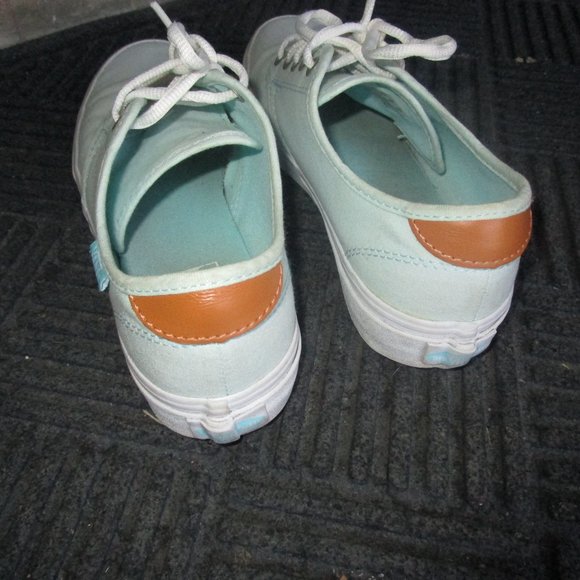 *BLACK FRIDAY SALE* Vans shoes for women size 7.5 - Picture 4 of 8